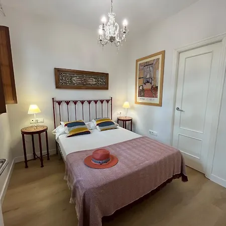 Apartamentos Rg Calle Santiago 46 Seville Exterior photo