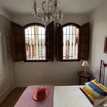 Apartamentos Rg Calle Santiago 46 Seville Exterior photo